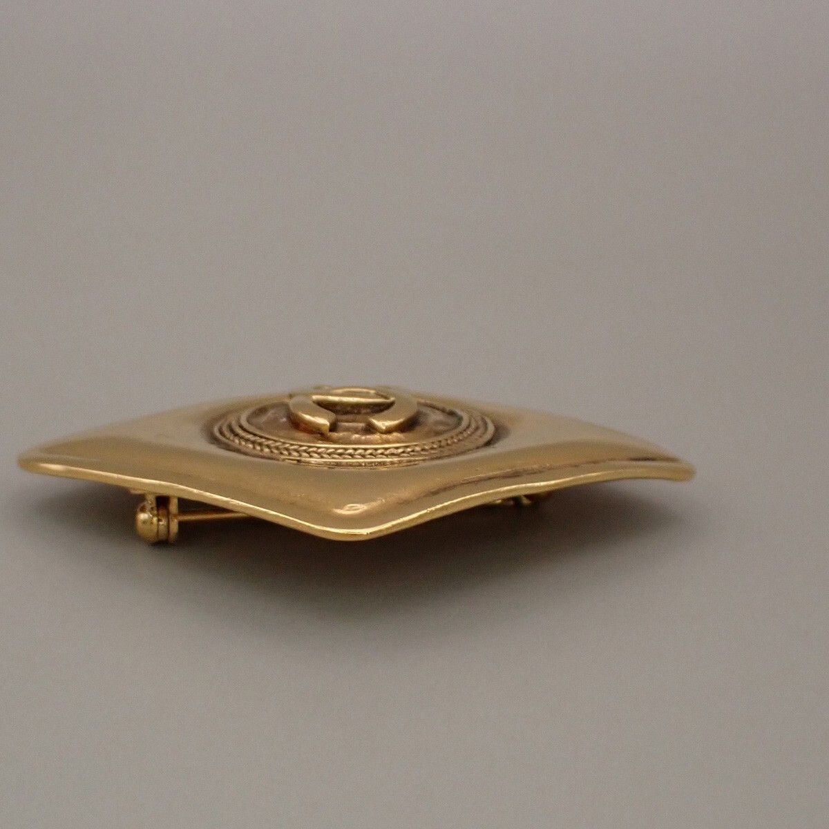 Chanel Chanel Vintage CC Diamond Brooch Metal Size ONE SIZE - 3 Thumbnail