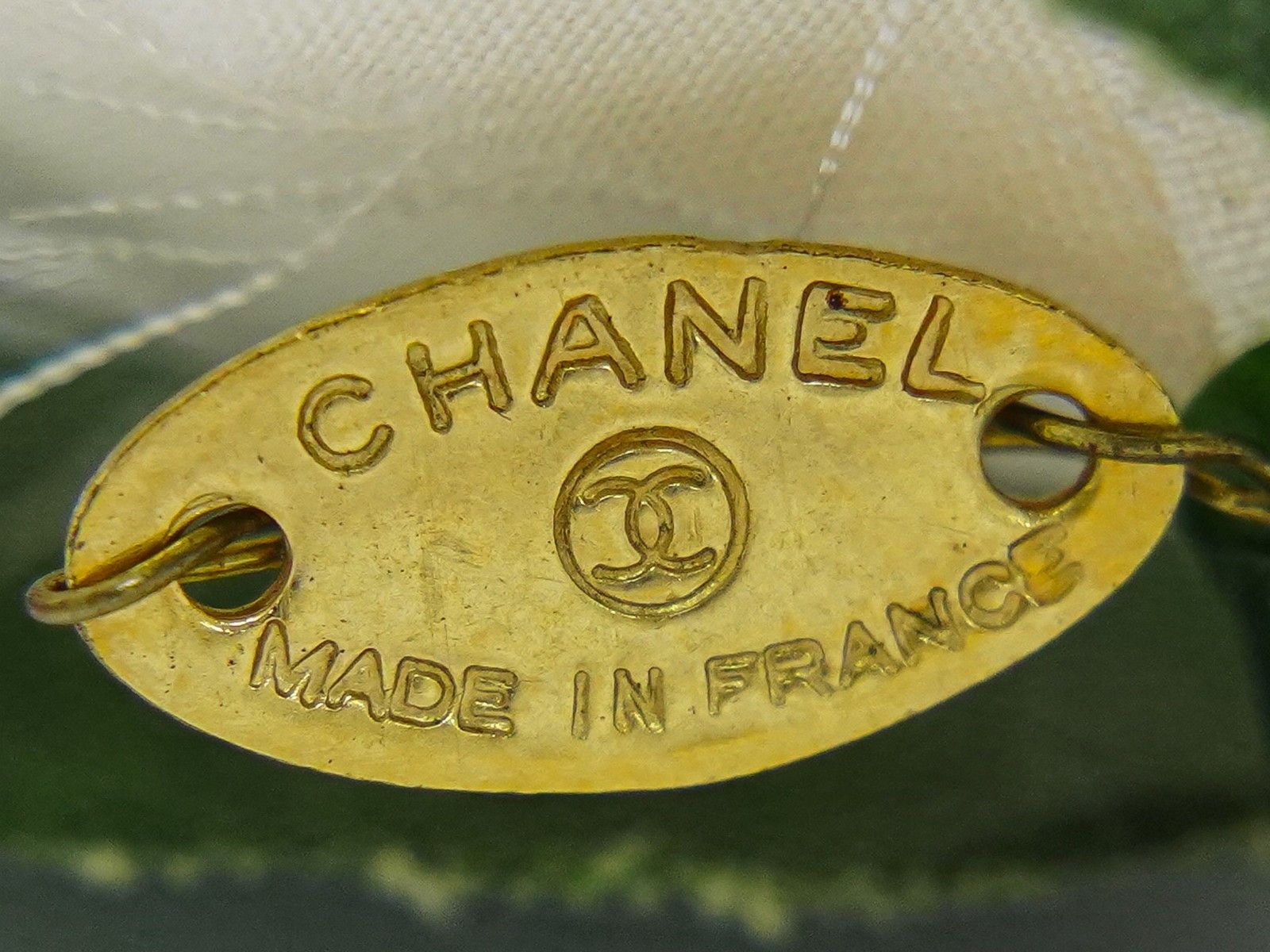 Chanel Chanel CC Camellia Brooch Plastic with Faux Pearl Size ONE SIZE - 3 Thumbnail