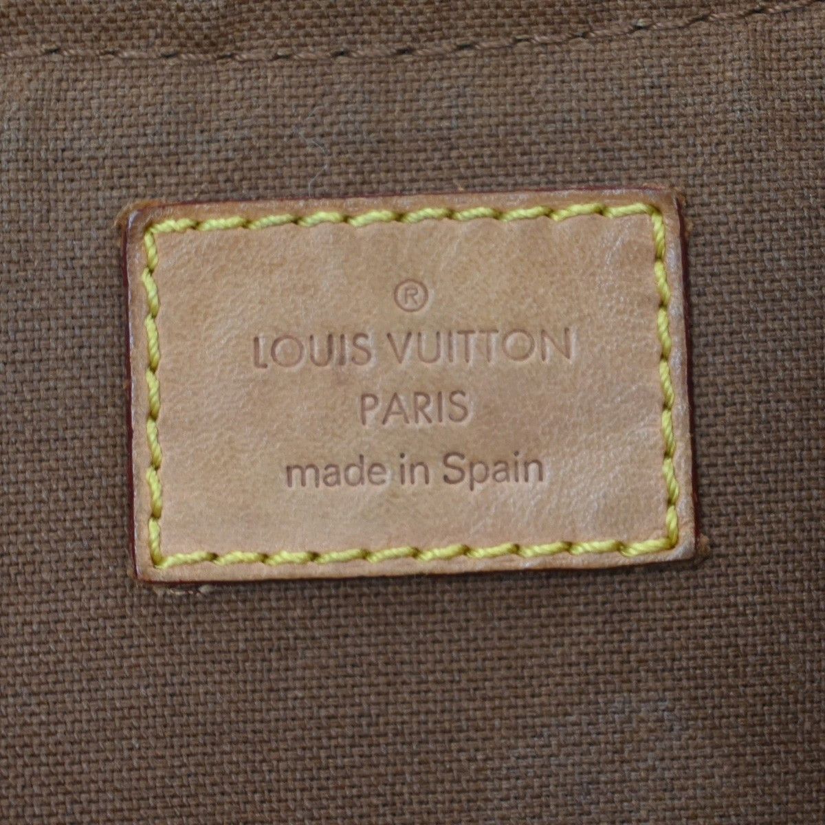 Louis Vuitton Louis Vuitton Tulum Handbag Monogram Canvas Size ONE SIZE - 6 Thumbnail