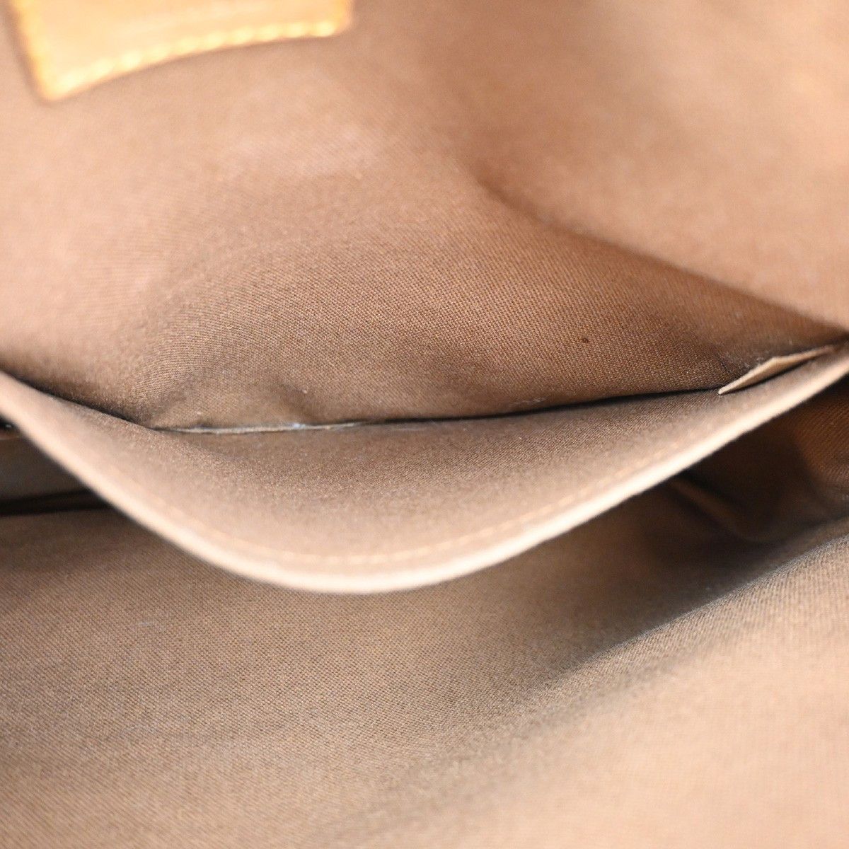 Louis Vuitton Louis Vuitton Tulum Handbag Monogram Canvas Size ONE SIZE - 14 Thumbnail