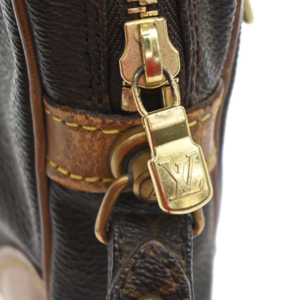Louis Vuitton Louis Vuitton Marly Dragonne Clutch Monogram Canvas Size ONE SIZE - 12 Thumbnail