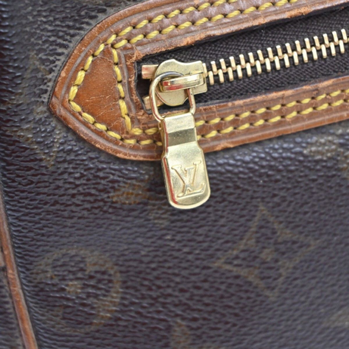 Louis Vuitton Louis Vuitton Marly Dragonne Clutch Monogram Canvas Size ONE SIZE - 13 Thumbnail