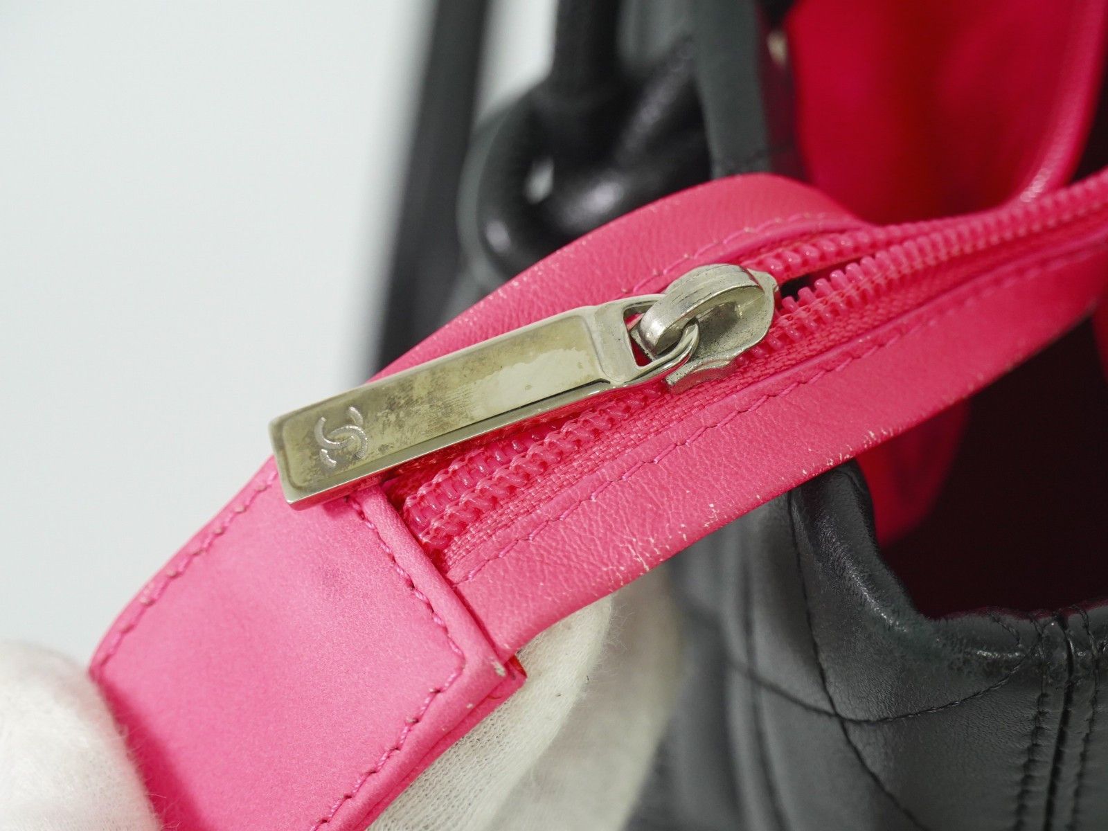 Chanel Chanel Cambon Tote Quilted Leather Size ONE SIZE - 10 Thumbnail