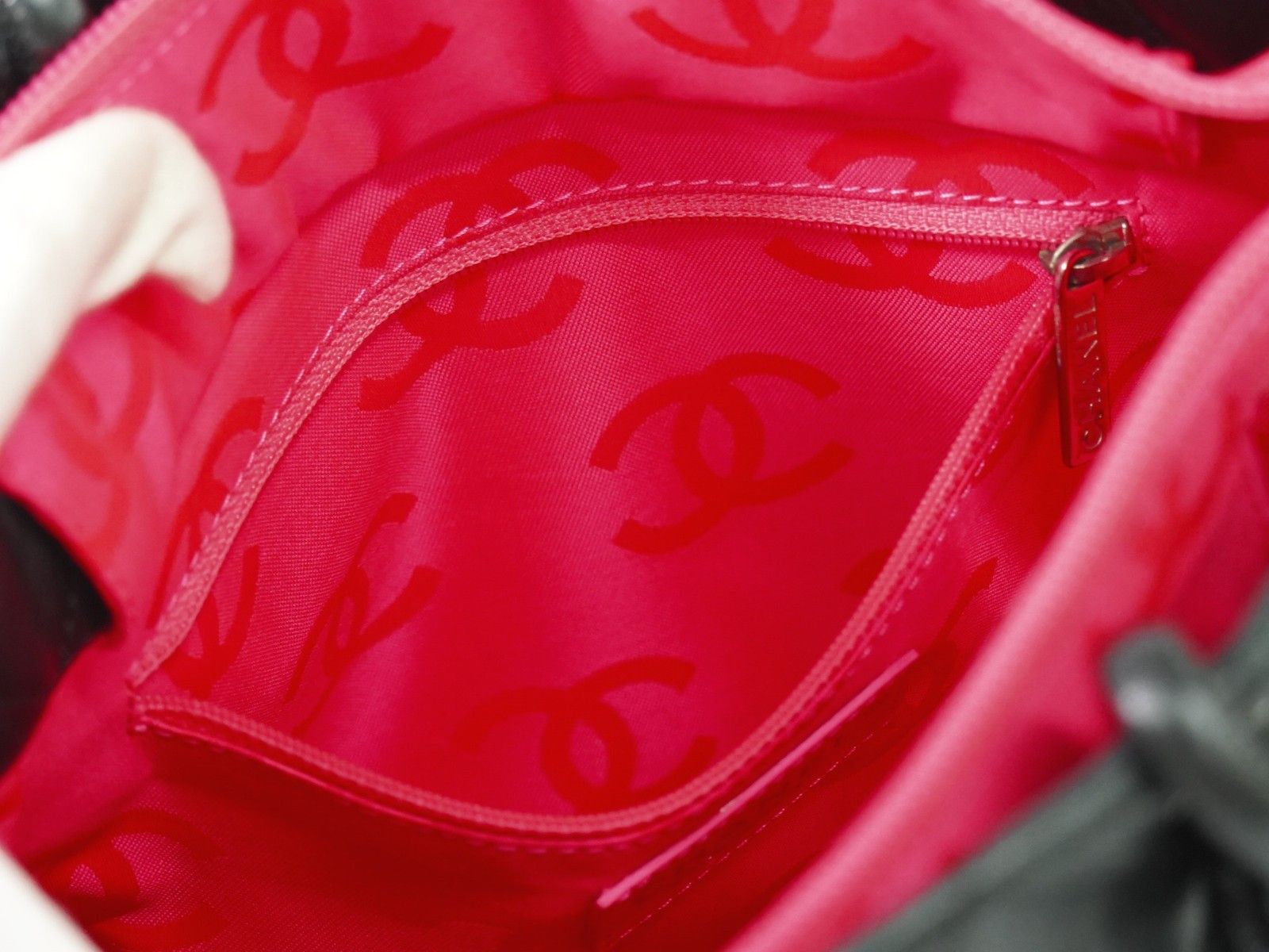 Chanel Chanel Cambon Tote Quilted Leather Size ONE SIZE - 19 Thumbnail