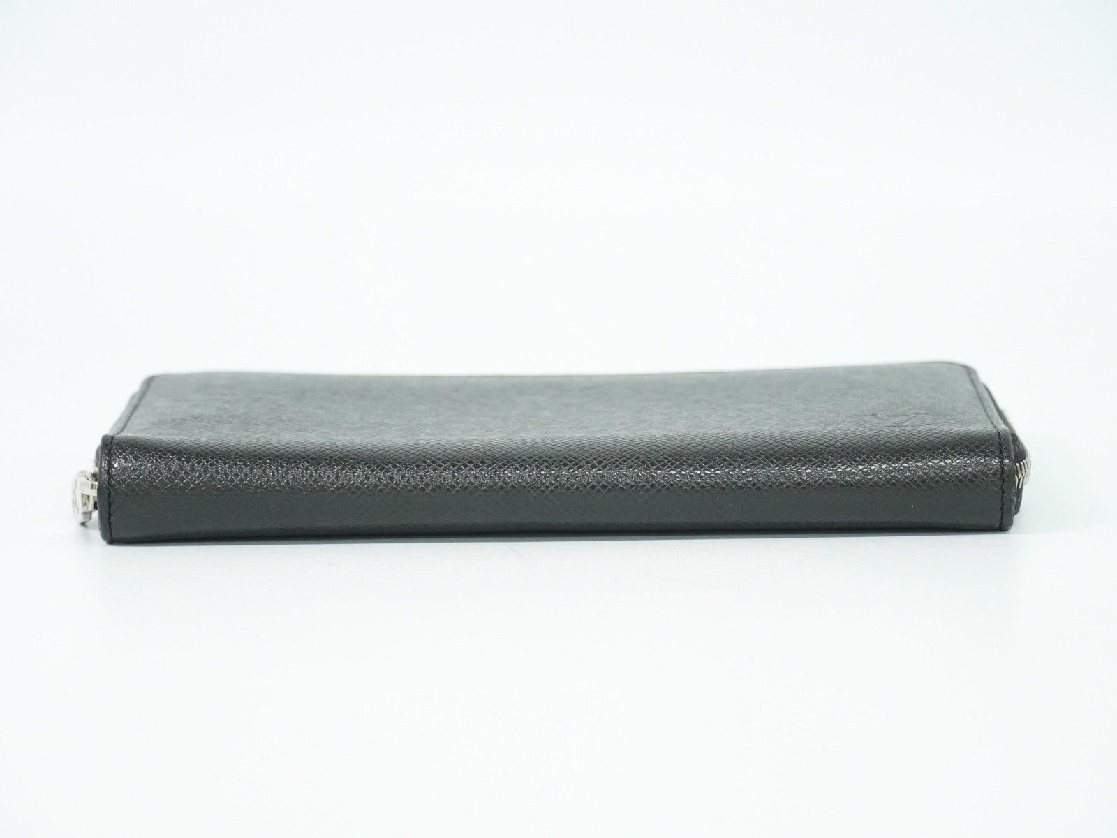 Louis Vuitton Louis Vuitton Zippy Organizer Taiga Leather Size ONE SIZE - 6 Thumbnail