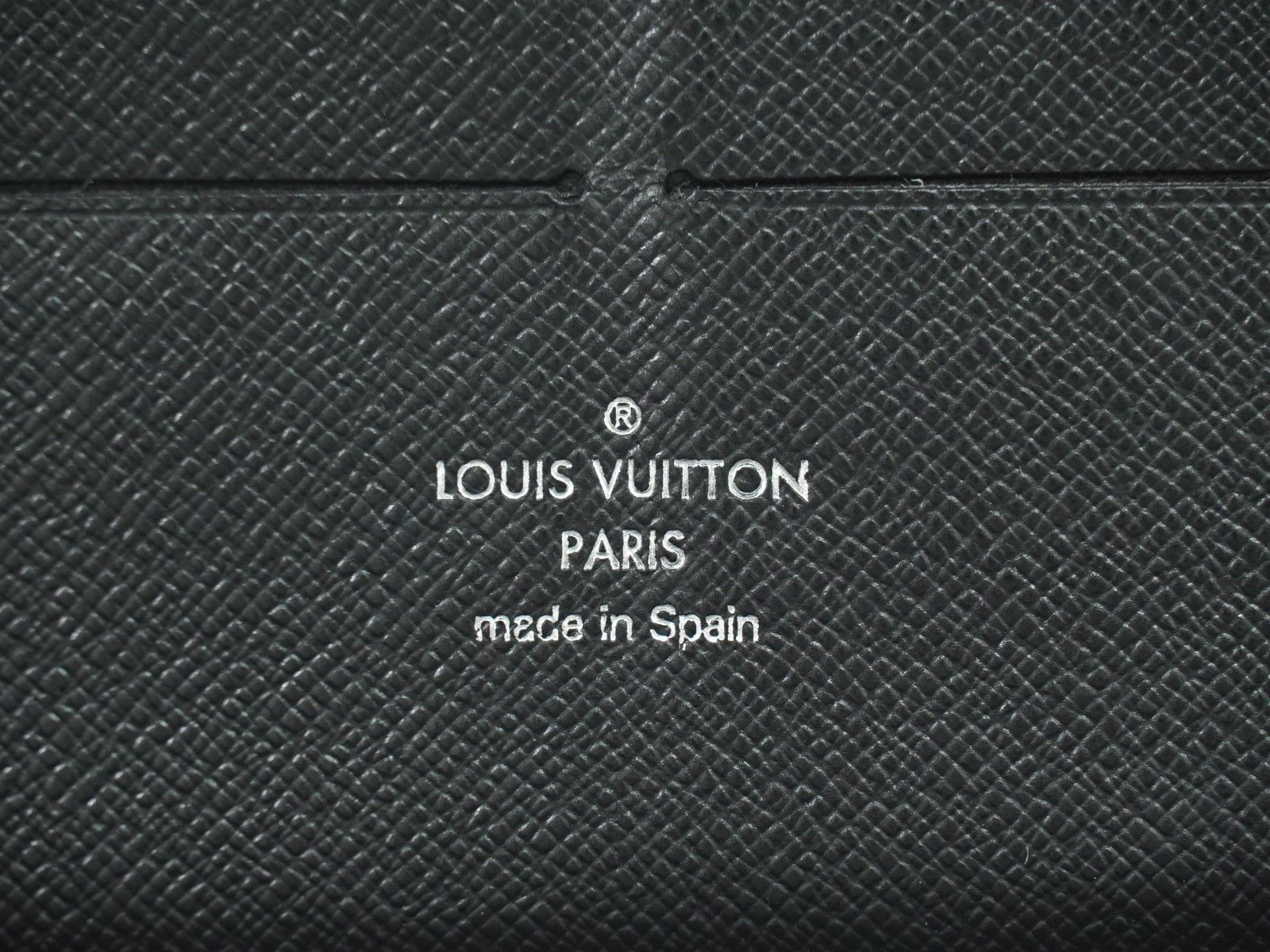 Louis Vuitton Louis Vuitton Zippy Organizer Taiga Leather Size ONE SIZE - 5 Thumbnail