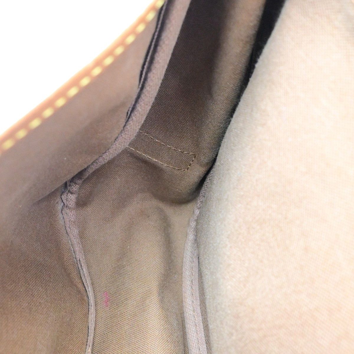 Louis Vuitton Louis Vuitton Saumur Handbag Monogram Canvas Size ONE SIZE - 15 Thumbnail