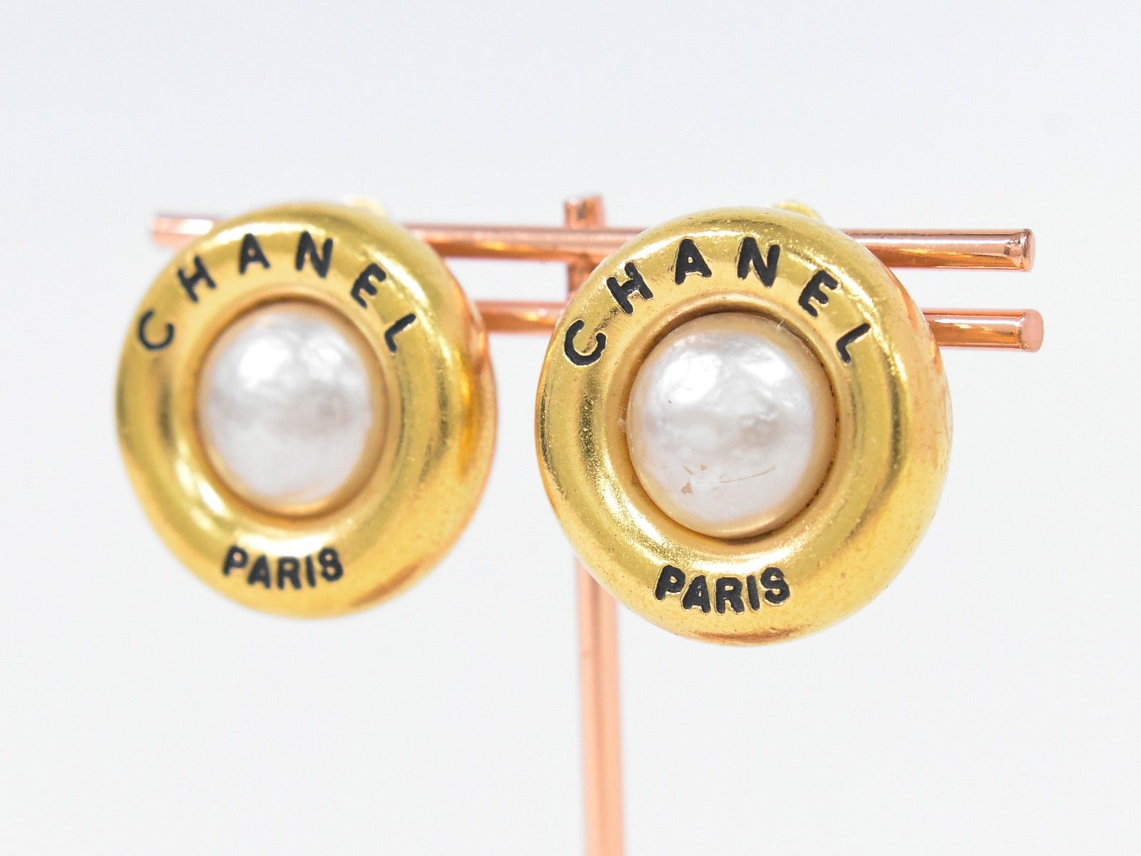 Chanel Chanel CC Hoop Clip-On Crystal Embellished Metal Size ONE SIZE - 8 Thumbnail
