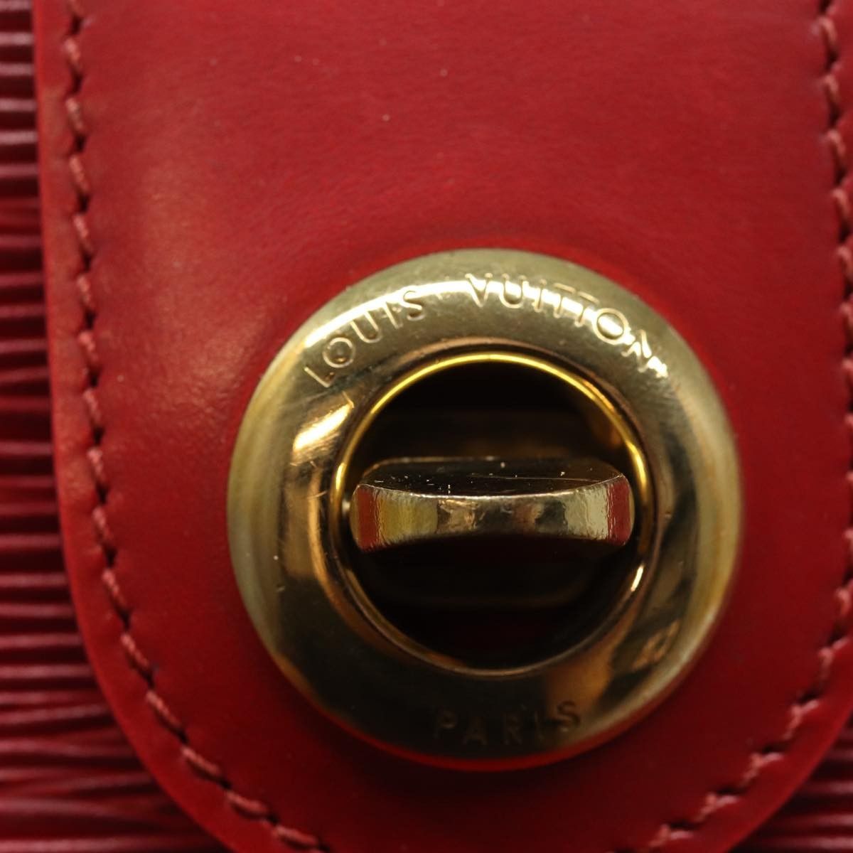 Louis Vuitton Louis Vuitton Cluny Shoulder Bag Epi Leather Size ONE SIZE - 13 Thumbnail