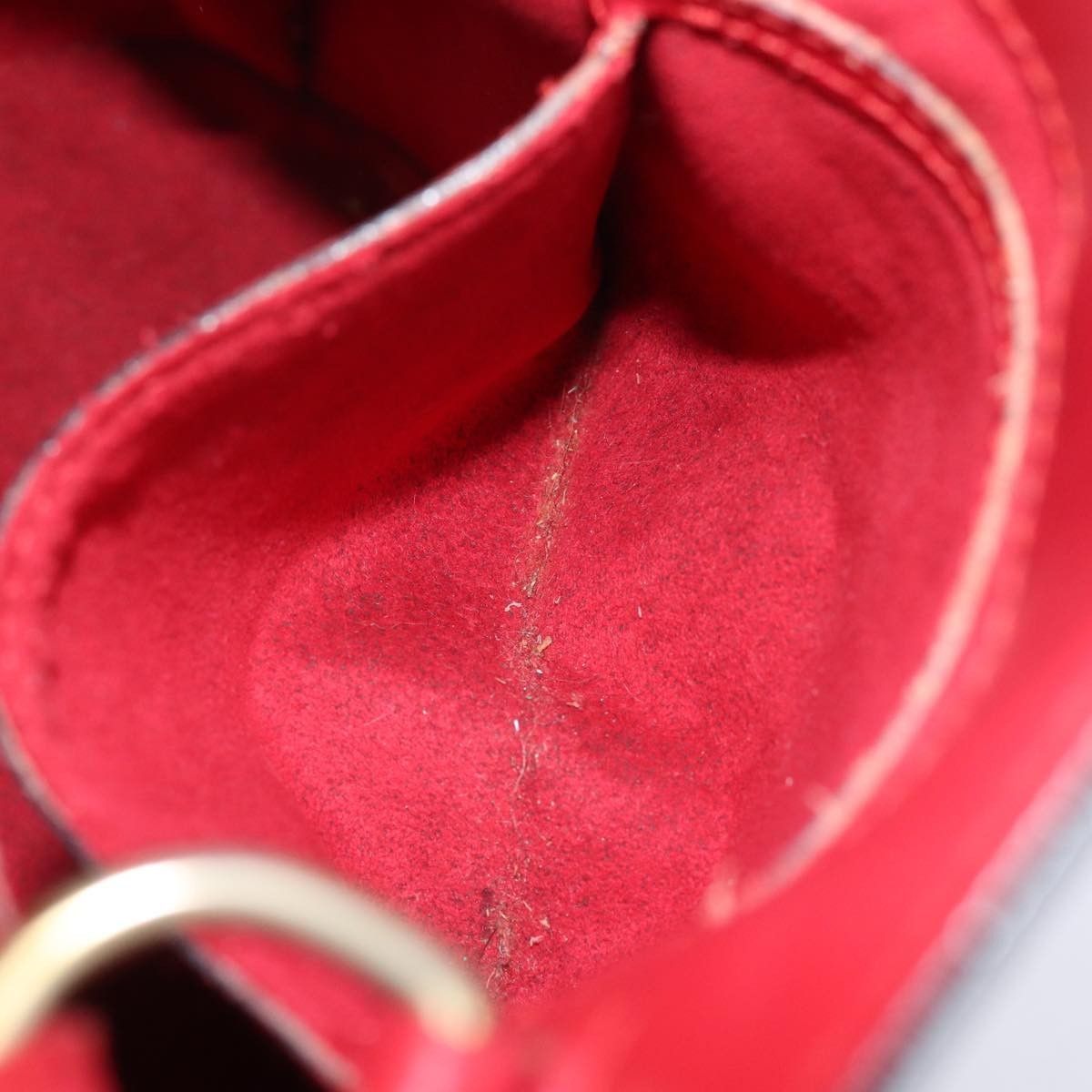 Louis Vuitton Louis Vuitton Cluny Shoulder Bag Epi Leather Size ONE SIZE - 18 Thumbnail