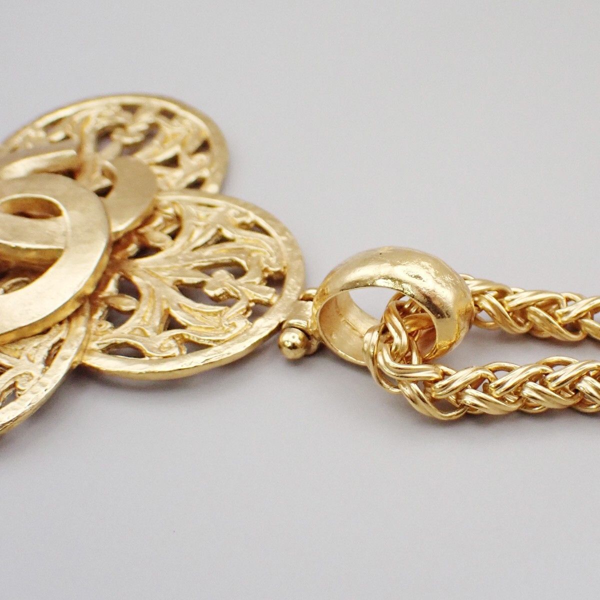 Chanel Chanel Logo CC Gold-plated Size ONE SIZE - 4 Thumbnail