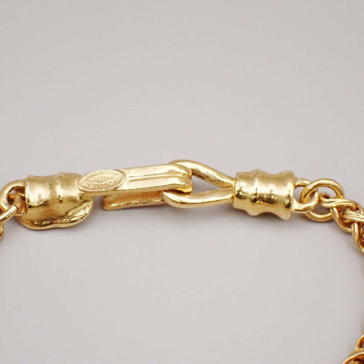 Chanel Chanel Logo CC Gold-plated Size ONE SIZE - 6 Thumbnail
