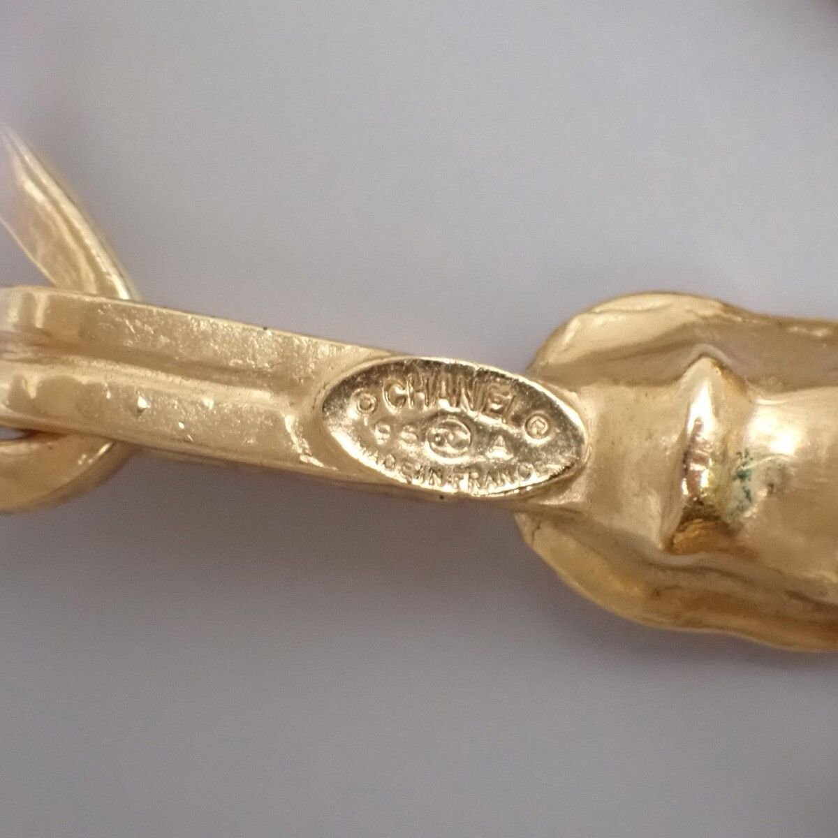 Chanel Chanel Logo CC Gold-plated Size ONE SIZE - 10 Thumbnail