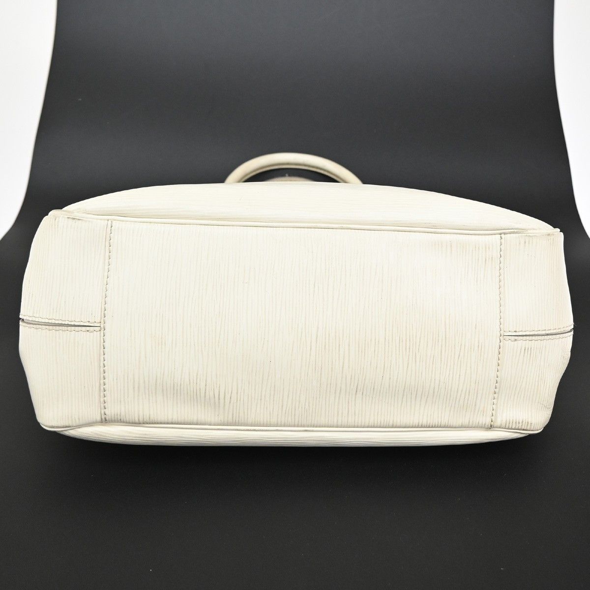 Louis Vuitton Louis Vuitton Passy Tote Epi Leather Size ONE SIZE - 10 Thumbnail