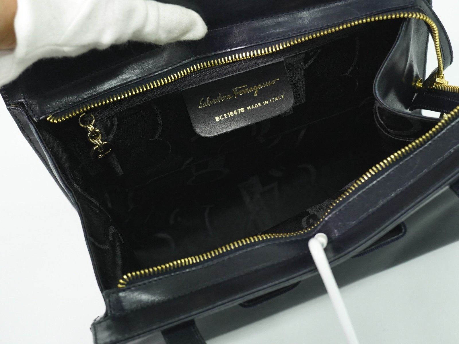 Salvatore Ferragamo Salvatore Ferragamo Vara shoulder Bag Leather Size ONE SIZE - 3 Thumbnail