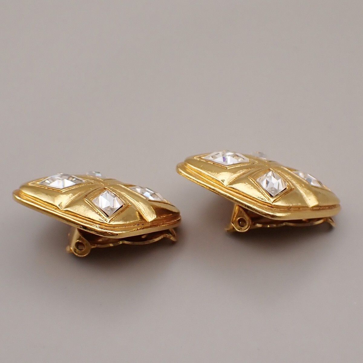 Chanel Chanel Vintage CC Diamond Clip-On Earrings Metal Size ONE SIZE - 5 Thumbnail