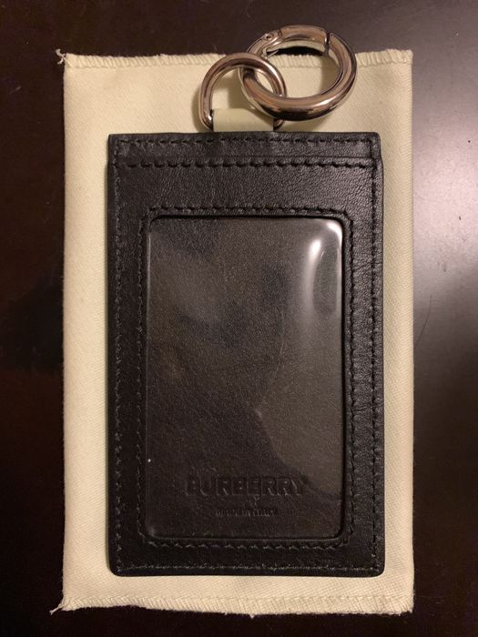 Burberry hot sale ticket keyring