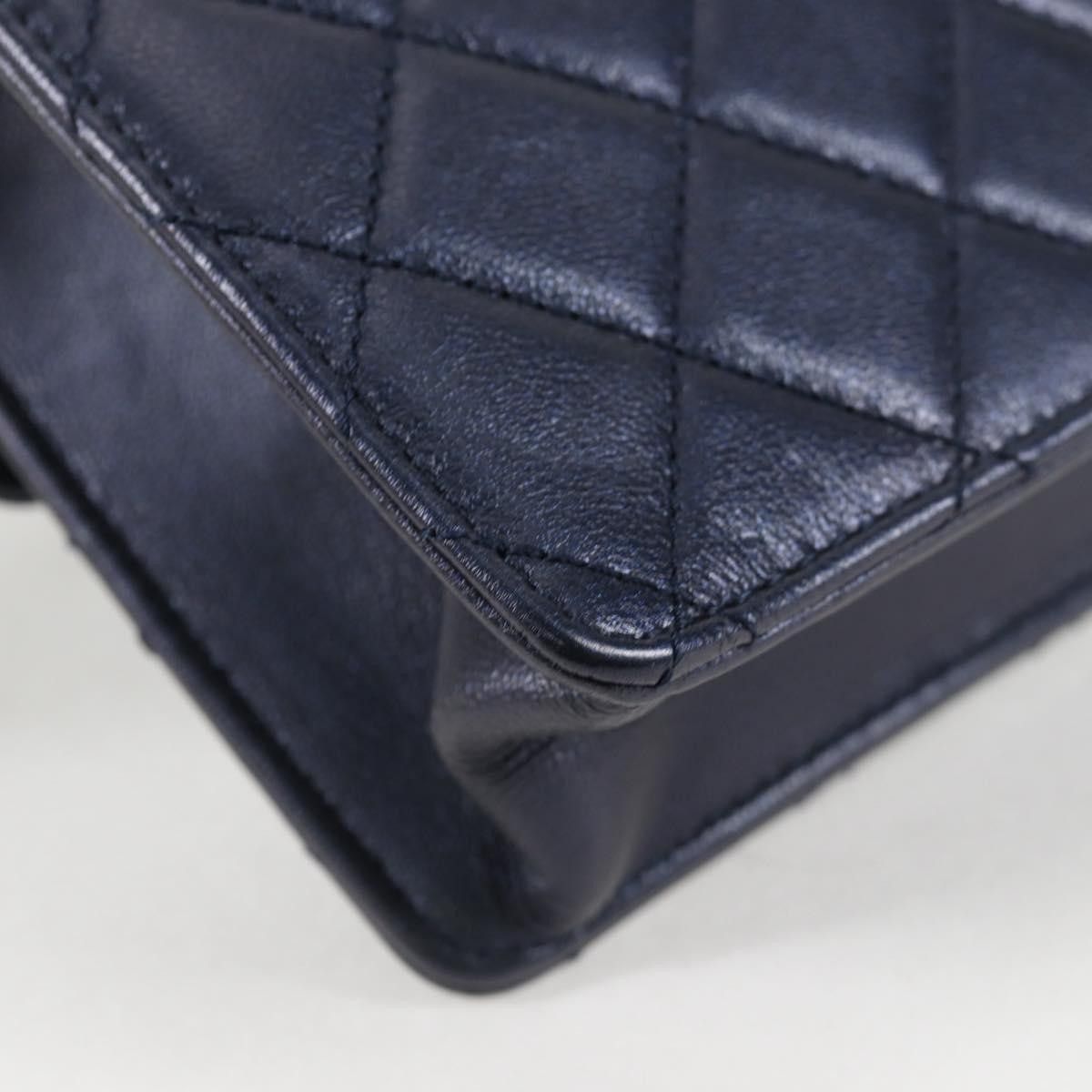 Chanel Chanel Chic Pearls Flap Bag Quilted Lambskin Size ONE SIZE - 12 Thumbnail