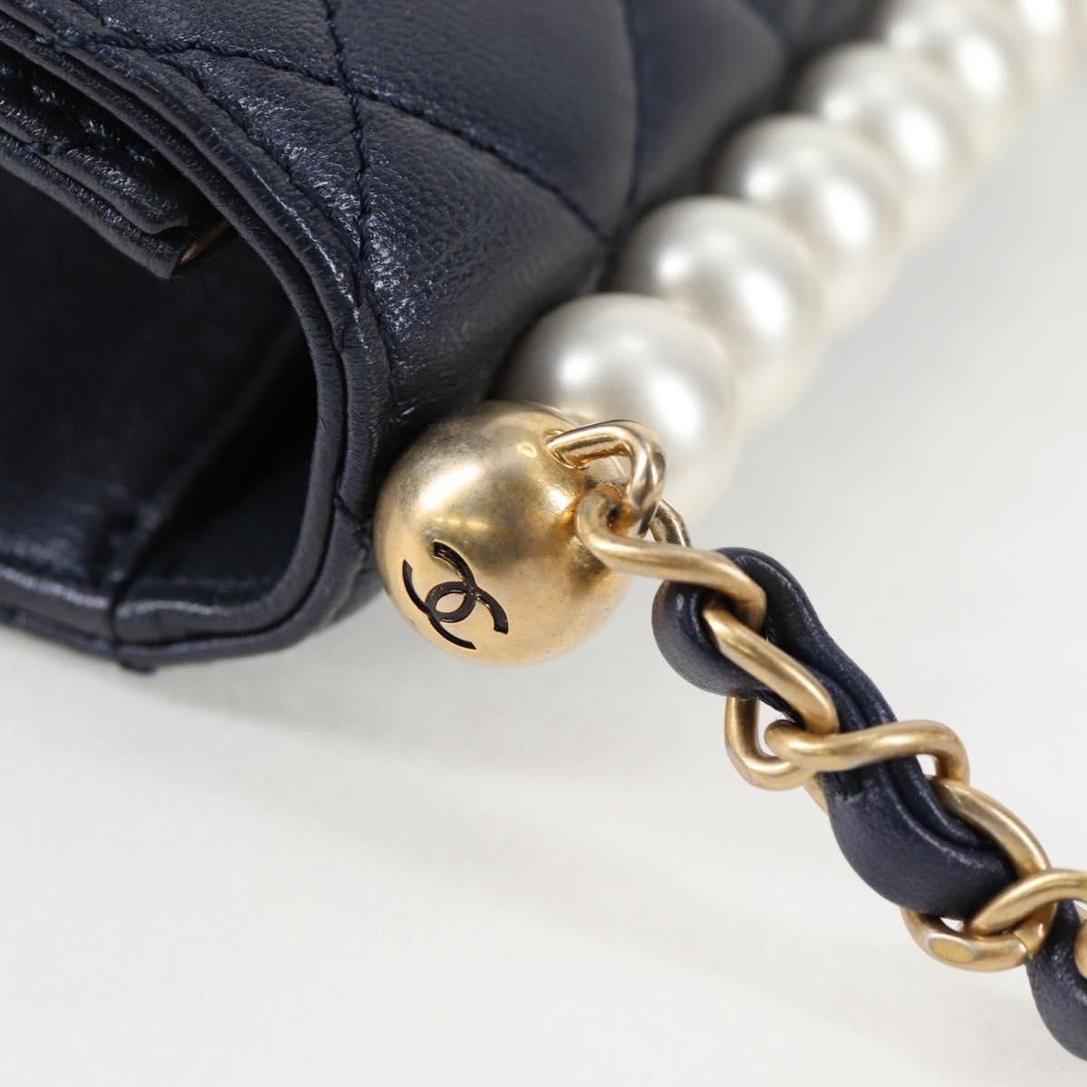 Chanel Chanel Chic Pearls Flap Bag Quilted Lambskin Size ONE SIZE - 18 Thumbnail