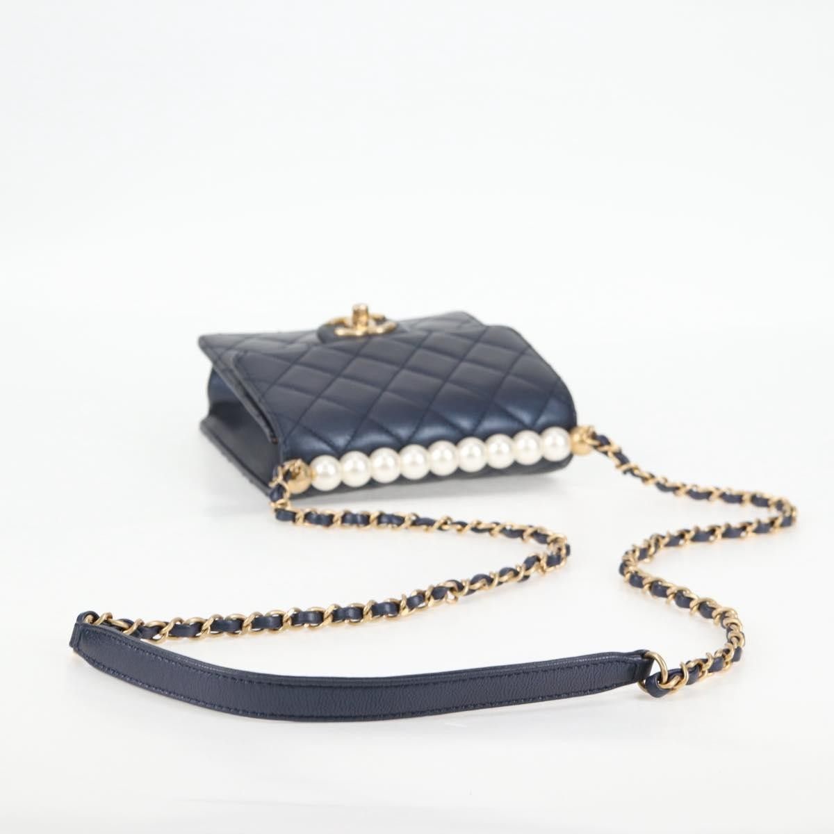 Chanel Chanel Chic Pearls Flap Bag Quilted Lambskin Size ONE SIZE - 8 Thumbnail