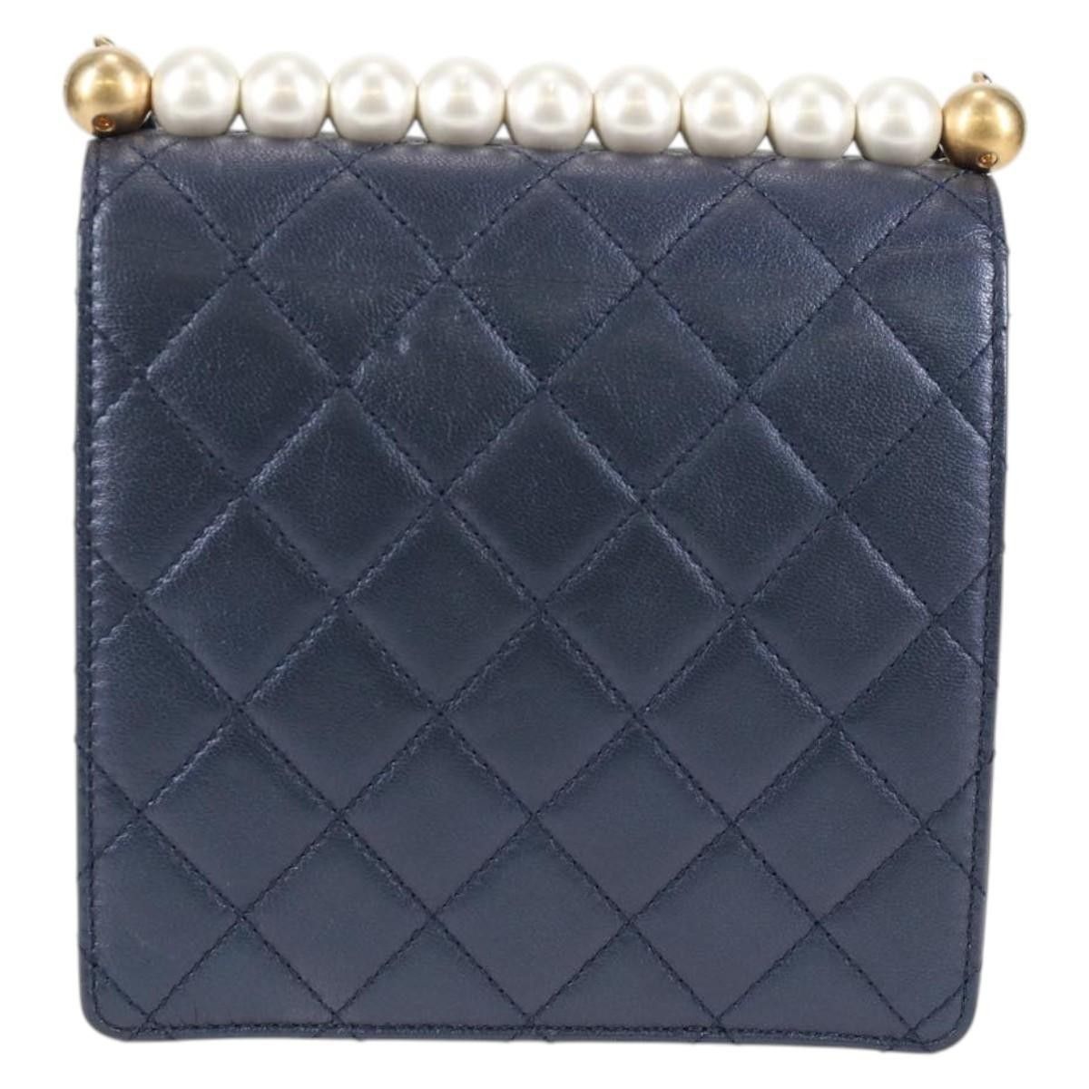 Chanel Chanel Chic Pearls Flap Bag Quilted Lambskin Size ONE SIZE - 2 Thumbnail