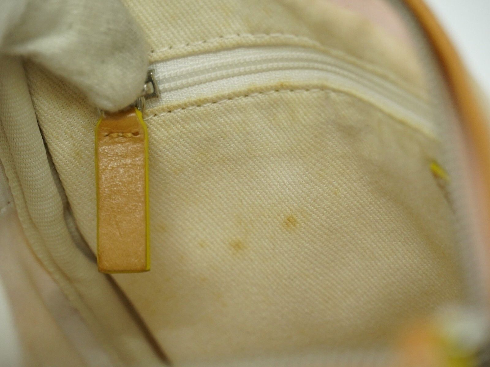 Loewe Loewe Anagram Shoulder Bag Canvas Size ONE SIZE - 9 Thumbnail