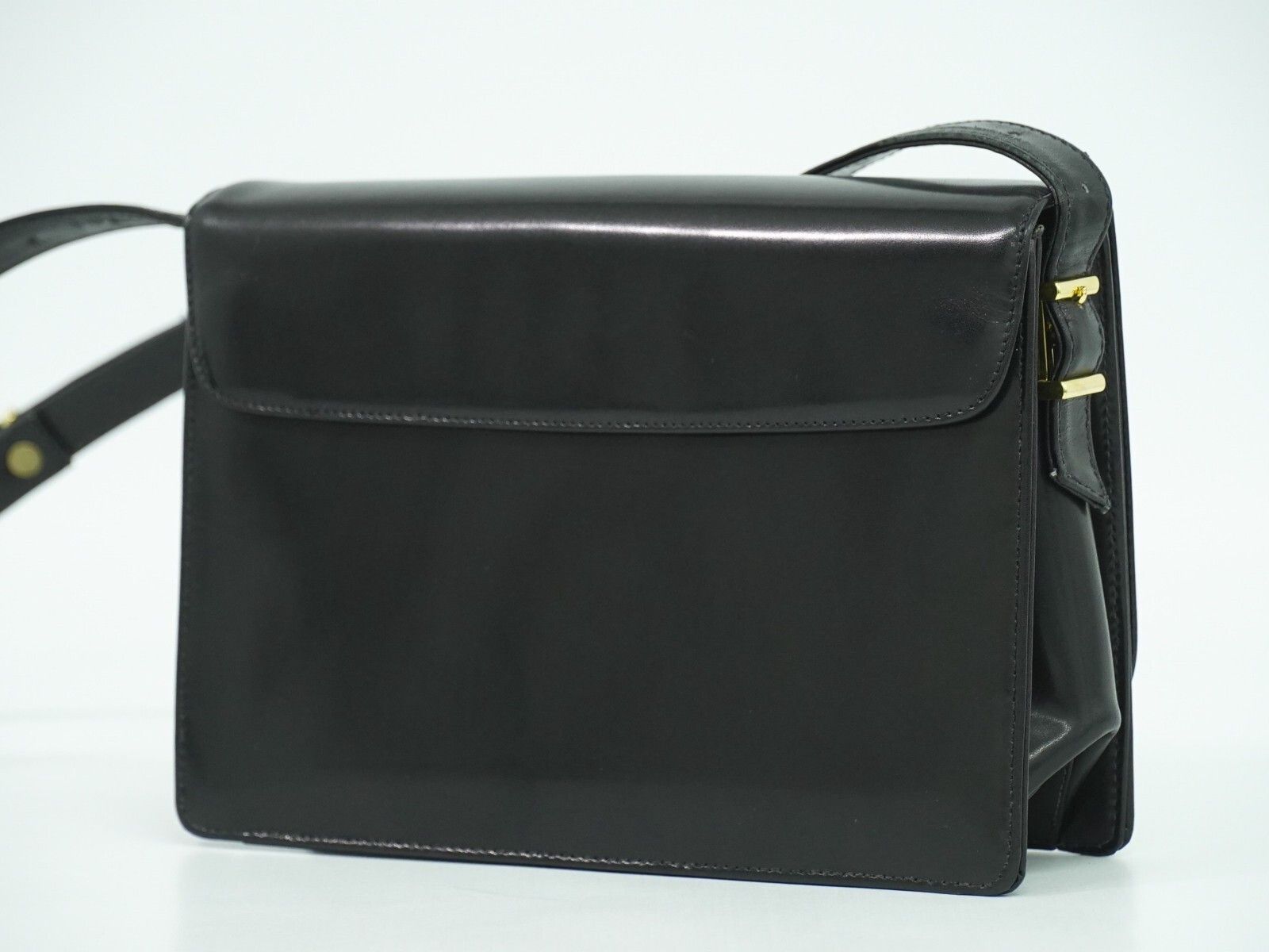 Givenchy Givenchy 4G shoulder Bag Leather Size ONE SIZE - 2 Thumbnail