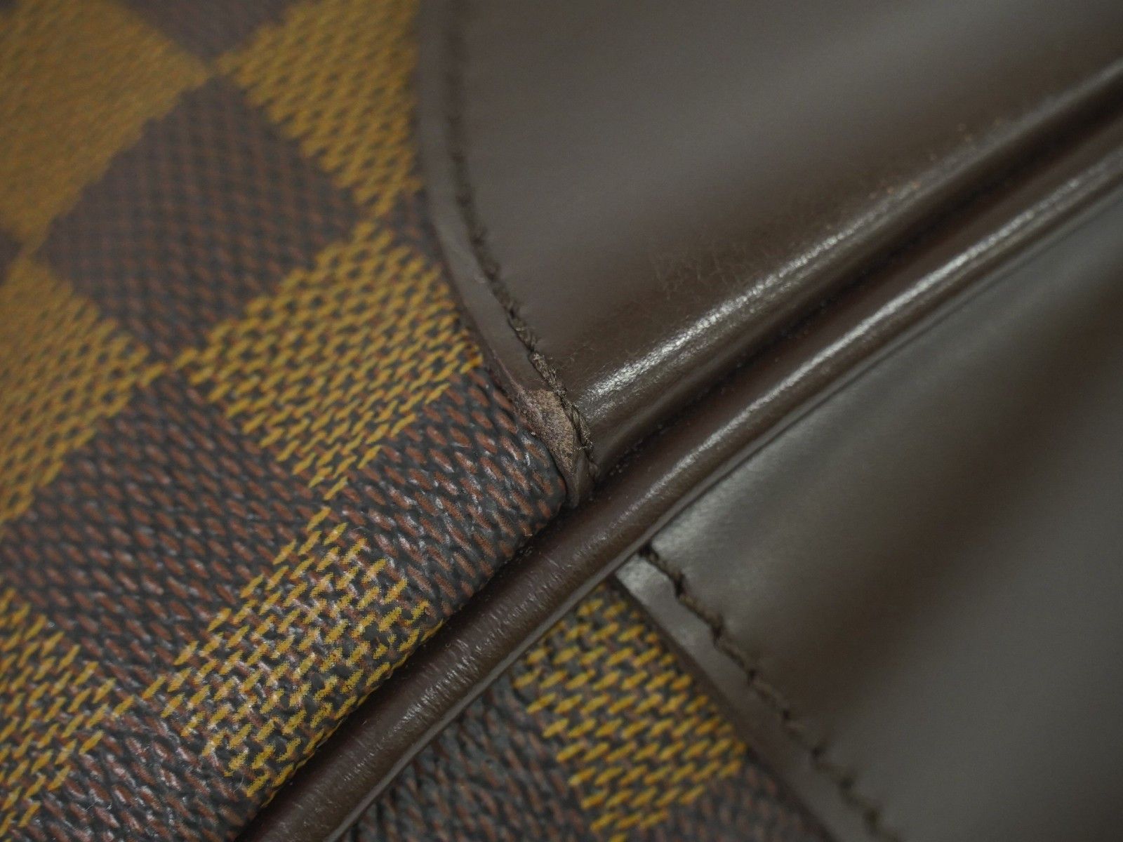Louis Vuitton Louis Vuitton Berkeley Handbag Damier Size ONE SIZE - 12 Thumbnail