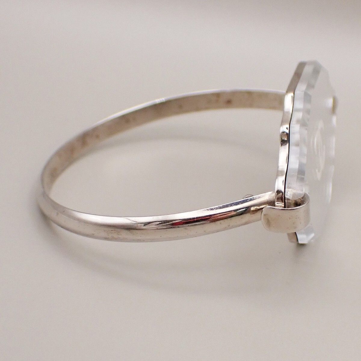 Chanel Chanel CC Logo Mirror Bangle Bracelet Metal and Plastic Size ONE SIZE - 4 Thumbnail