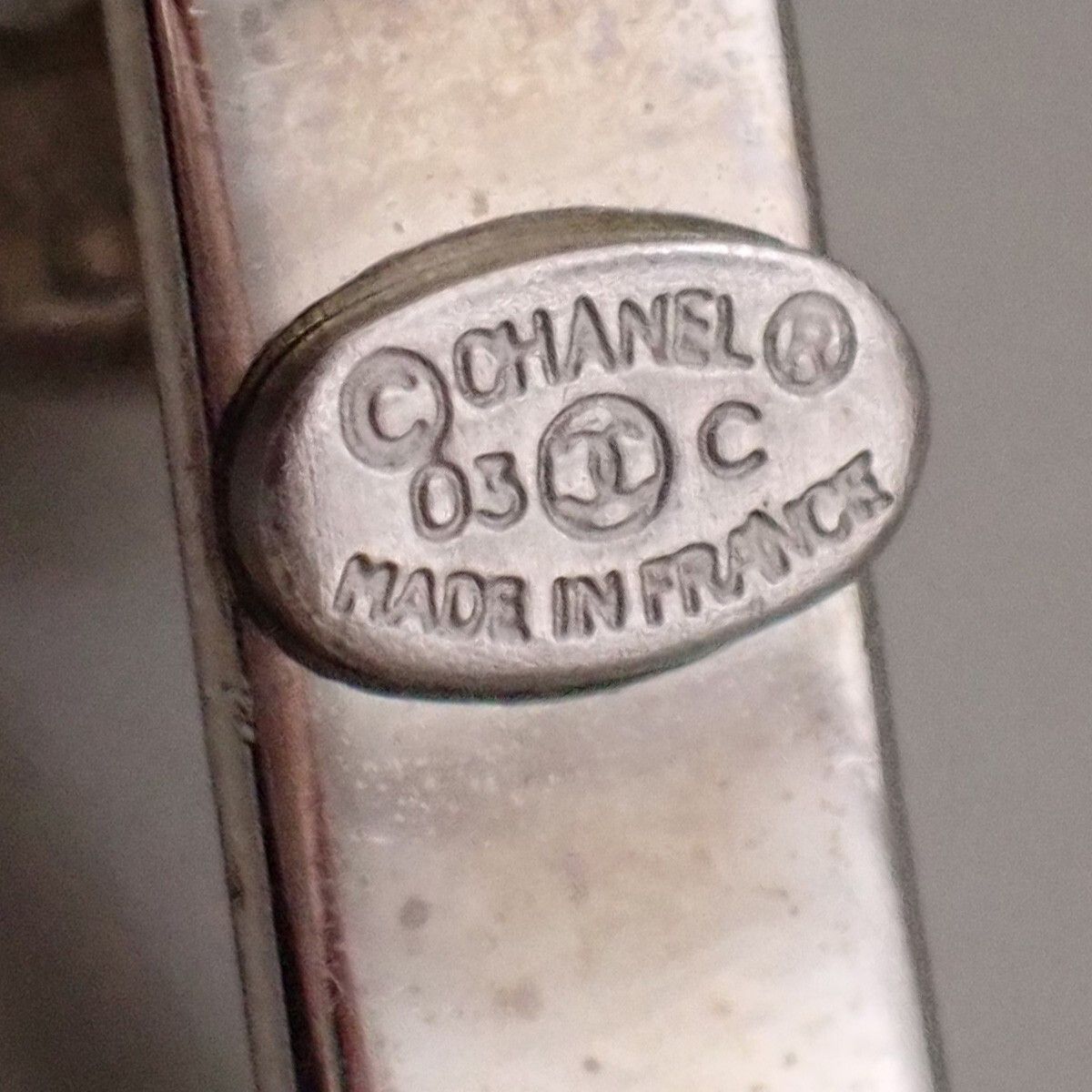 Chanel Chanel CC Logo Mirror Bangle Bracelet Metal and Plastic Size ONE SIZE - 11 Thumbnail