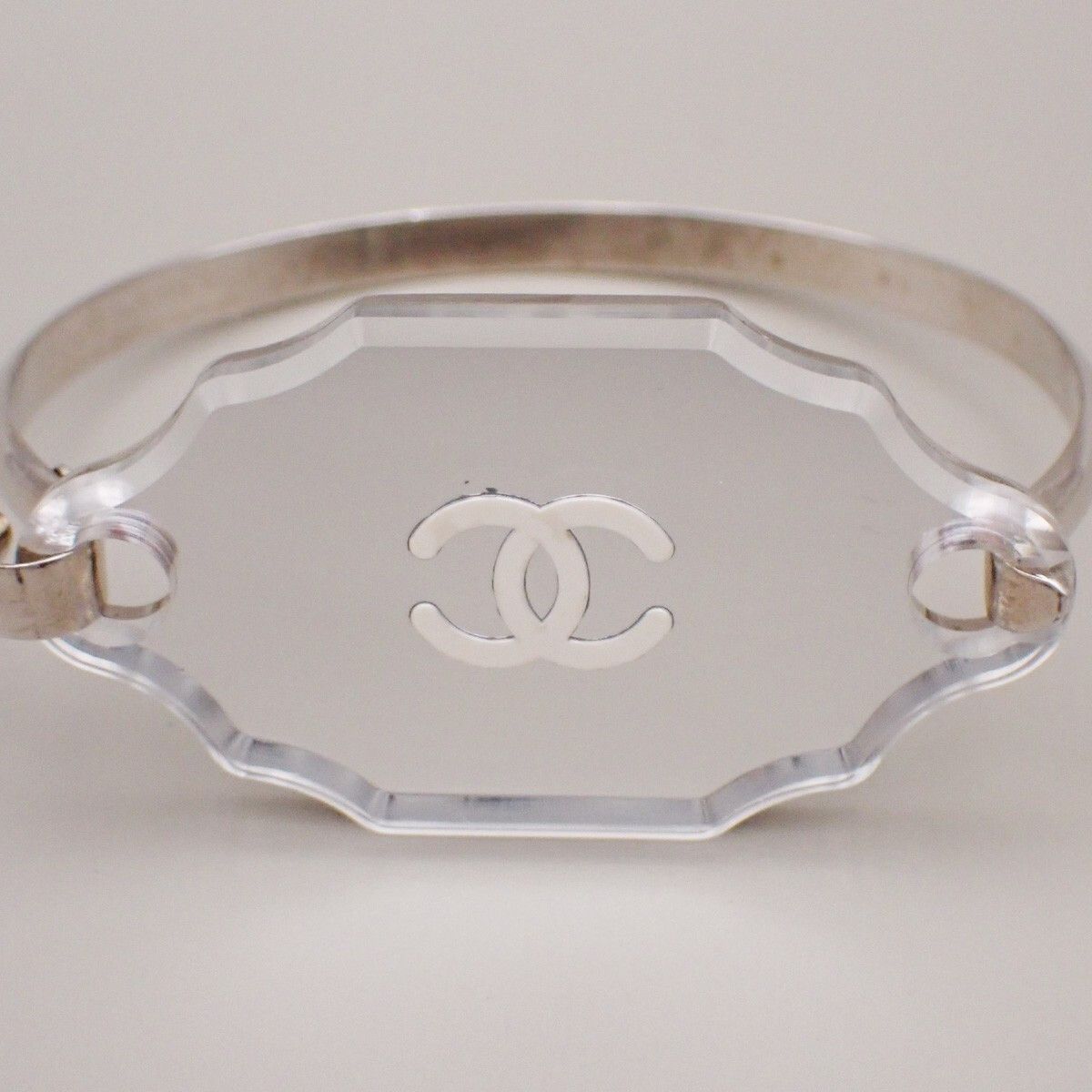 Chanel Chanel CC Logo Mirror Bangle Bracelet Metal and Plastic Size ONE SIZE - 5 Thumbnail