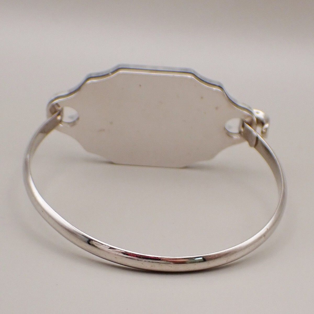 Chanel Chanel CC Logo Mirror Bangle Bracelet Metal and Plastic Size ONE SIZE - 2 Thumbnail