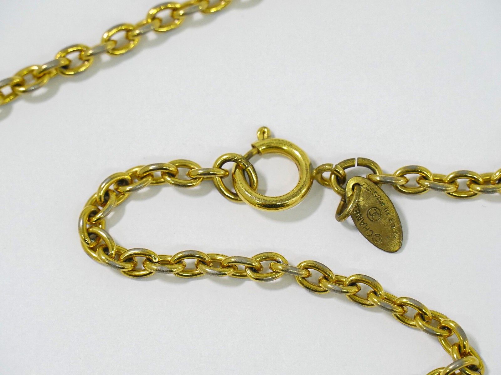 Chanel Chanel Vintage CC Pendent Necklace Plated Metal Size ONE SIZE - 3 Thumbnail