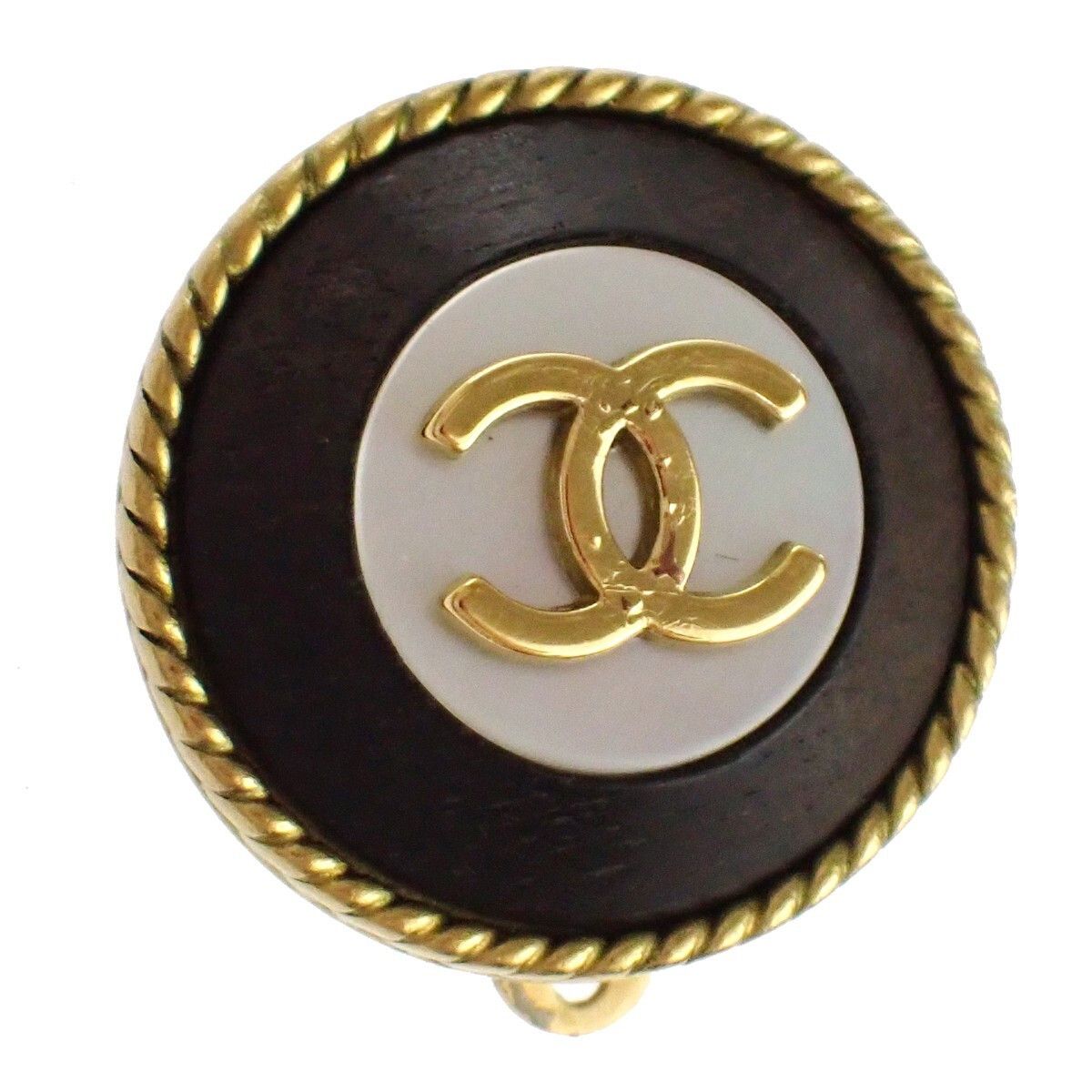 Chanel Chanel Vintage CC Round Button Clip-On Earrings Metal Size ONE SIZE - 4 Thumbnail