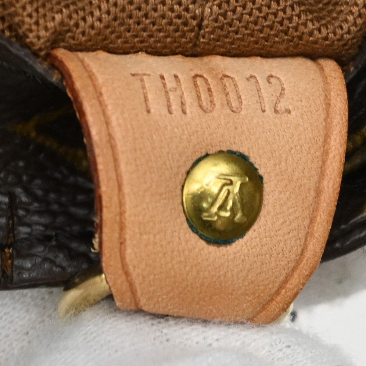 Louis Vuitton Louis Vuitton Cabas Mezzo Monogram Canvas Size ONE SIZE - 7 Thumbnail