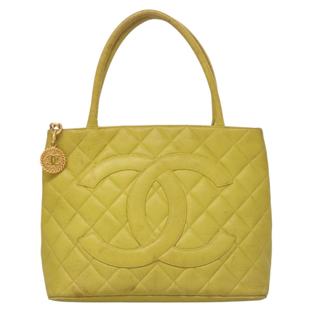Chanel Chanel Medallion Tote Quilted Caviar Size ONE SIZE - 20 Thumbnail
