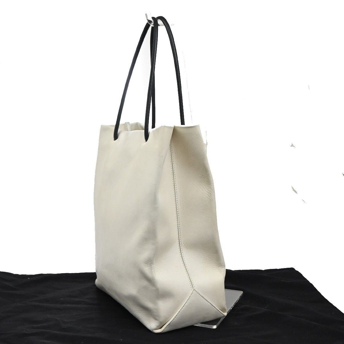 Chanel Chanel Essential 31 Rue Cambon Shopping Tote Leather Size ONE SIZE - 4 Thumbnail