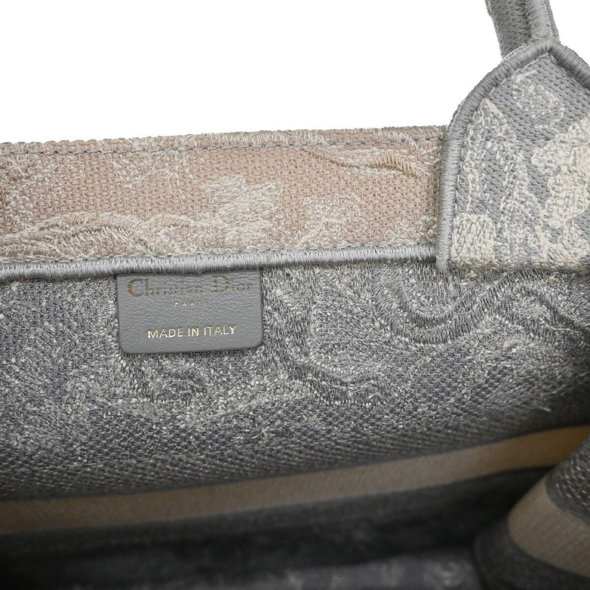 Dior Christian Dior Book Tote Embroidered Canvas Size ONE SIZE - 6 Thumbnail