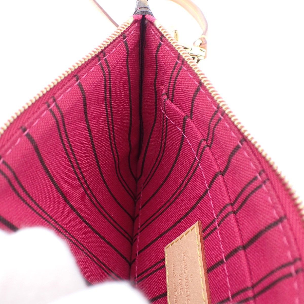 Louis Vuitton Louis Vuitton Neverfull Pochette Monogram Canvas Size ONE SIZE - 16 Thumbnail