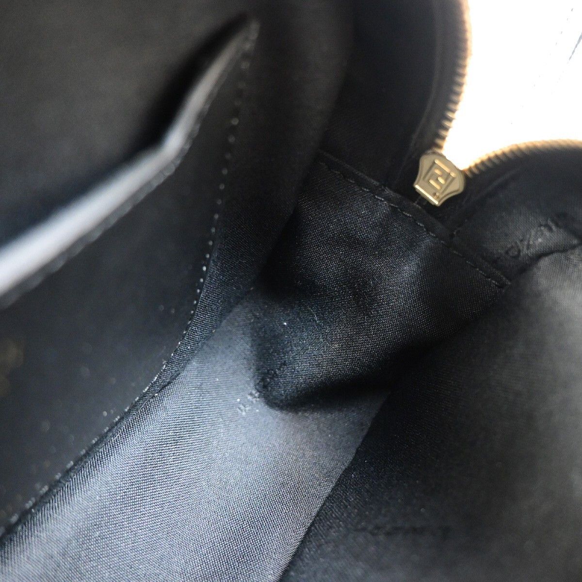 Fendi Fendi Camera Zucca Embossed Leather Size ONE SIZE - 14 Thumbnail