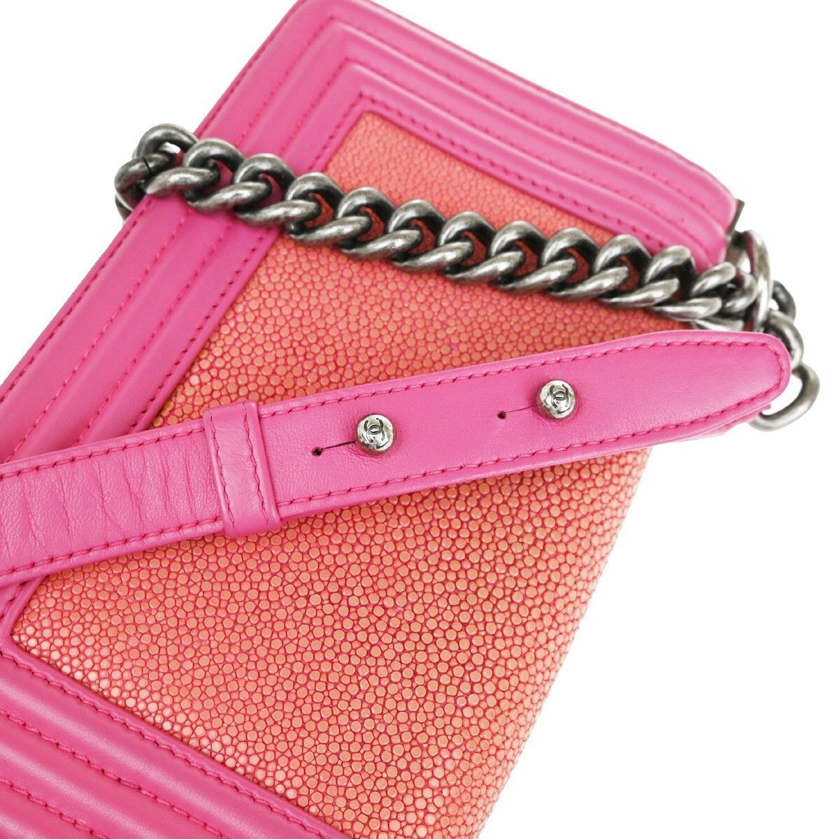 Chanel Chanel Boy Flap Bag Stingray Size ONE SIZE - 11 Thumbnail
