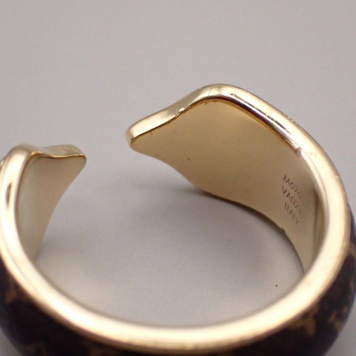 Louis Vuitton Louis Vuitton Berg Sweet Monogram Ring Metal with Enamel Size ONE SIZE - 8 Thumbnail