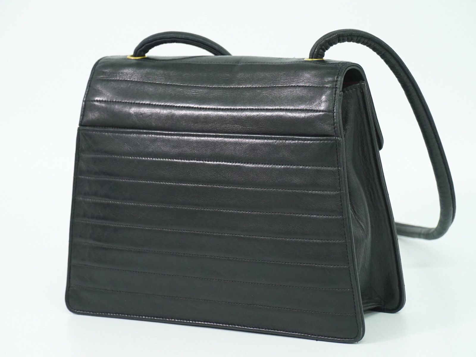 Chanel Chanel Flap shoulder Bag Leather Size ONE SIZE - 2 Thumbnail