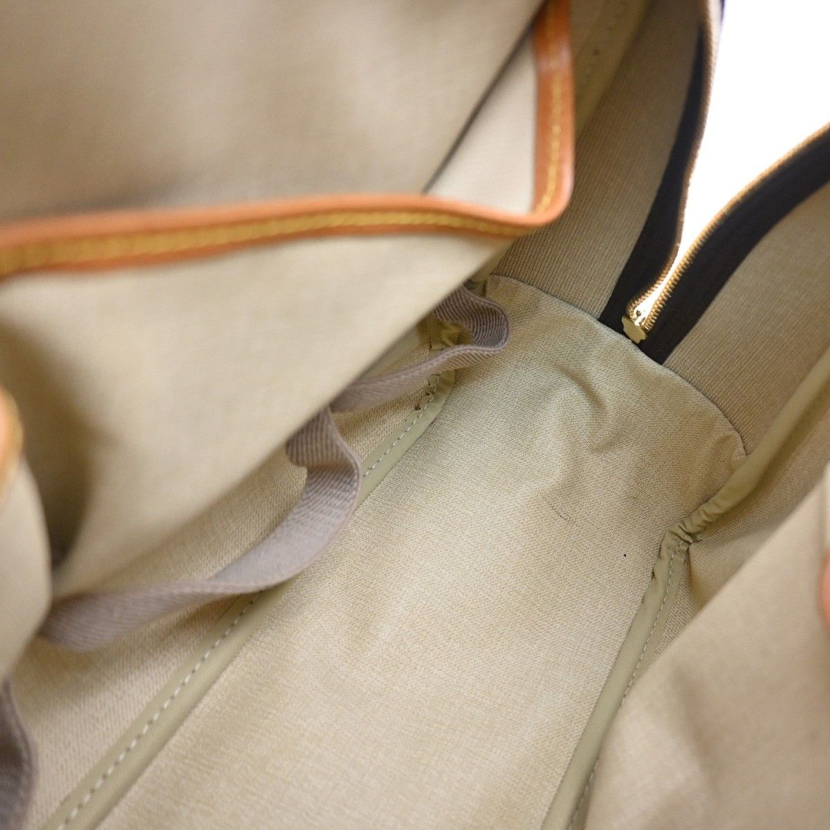 Louis Vuitton Louis Vuitton Deauville Handbag Monogram Canvas Size ONE SIZE - 12 Thumbnail