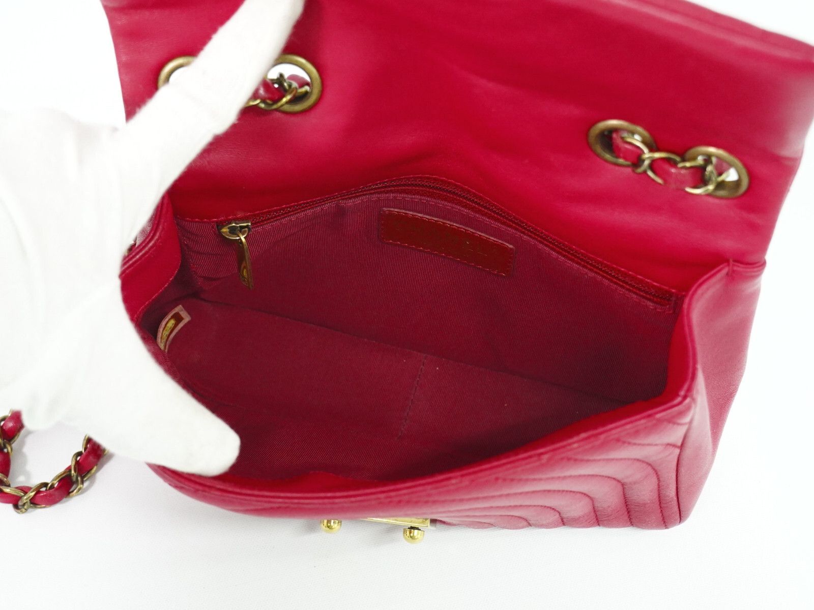 Chanel Chanel Pagoda Flap Bag Quilted Lambskin Size ONE SIZE - 3 Thumbnail