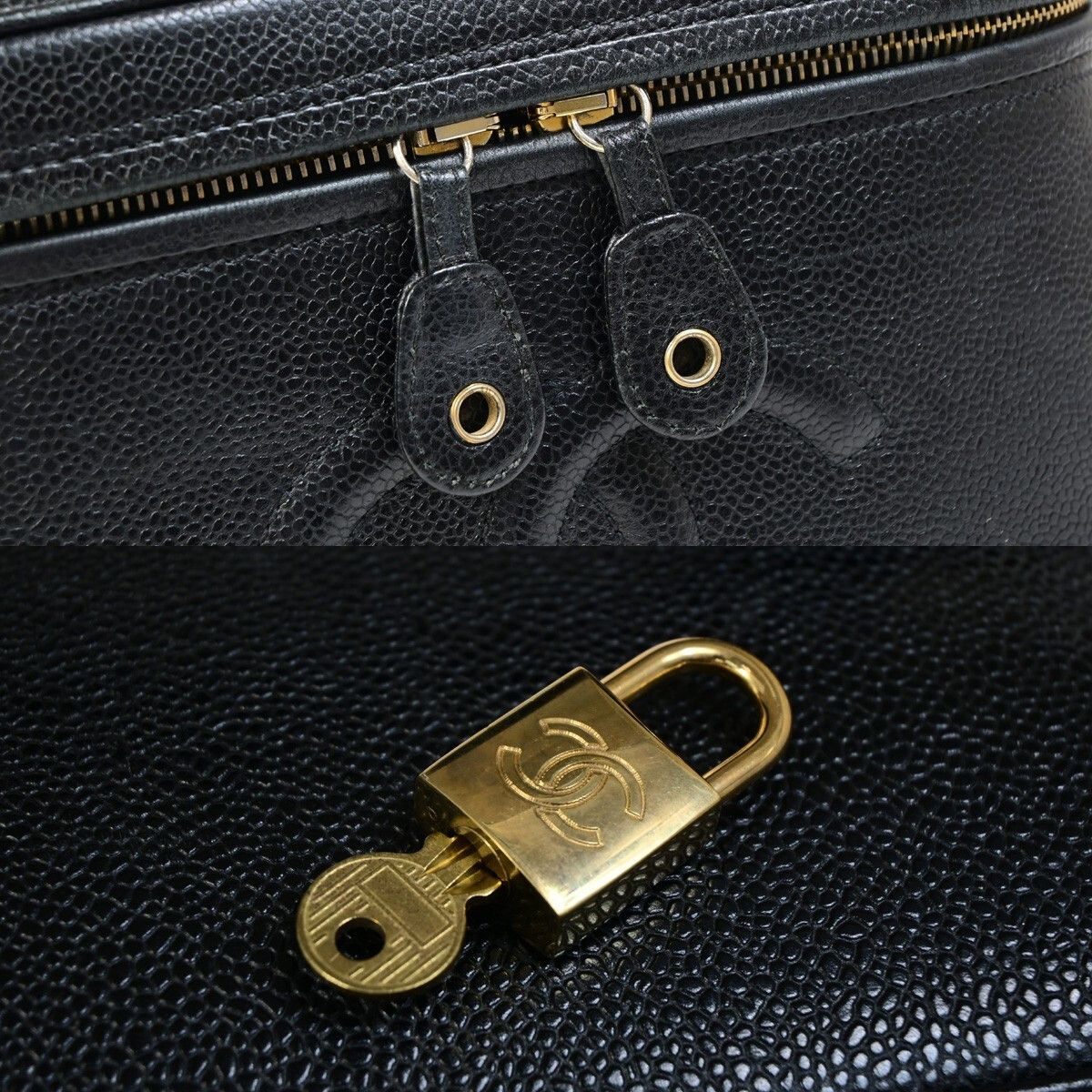 Chanel Chanel Vintage Timeless Cosmetic Case with Mirror Caviar Size ONE SIZE - 11 Thumbnail