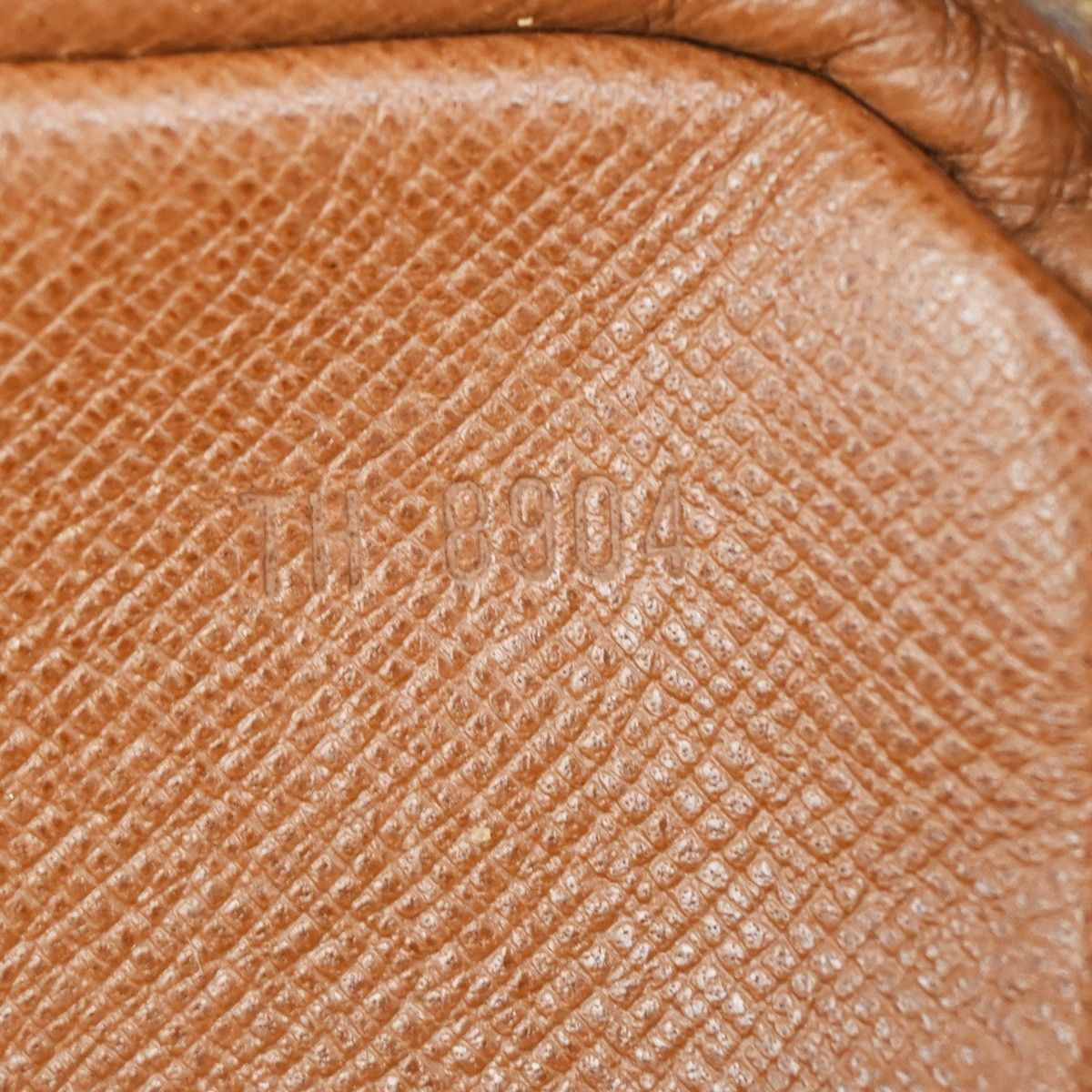 Louis Vuitton Louis Vuitton Marly Dragonne Clutch Monogram Canvas Size ONE SIZE - 7 Thumbnail