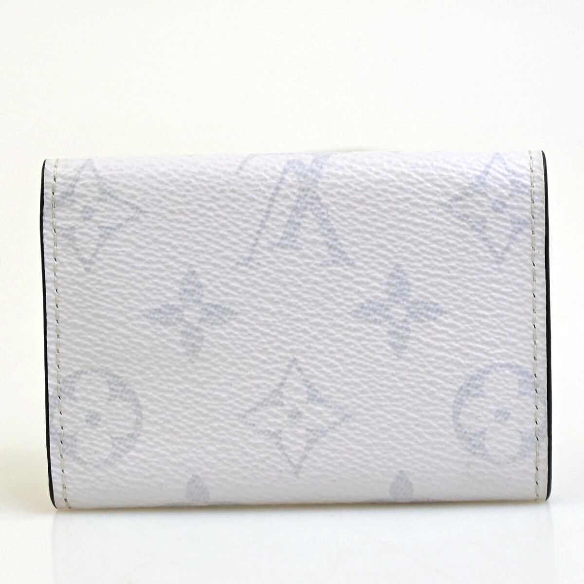 Louis Vuitton Louis Vuitton Discovery Wallet Monogram Taigarama Size ONE SIZE - 2 Thumbnail