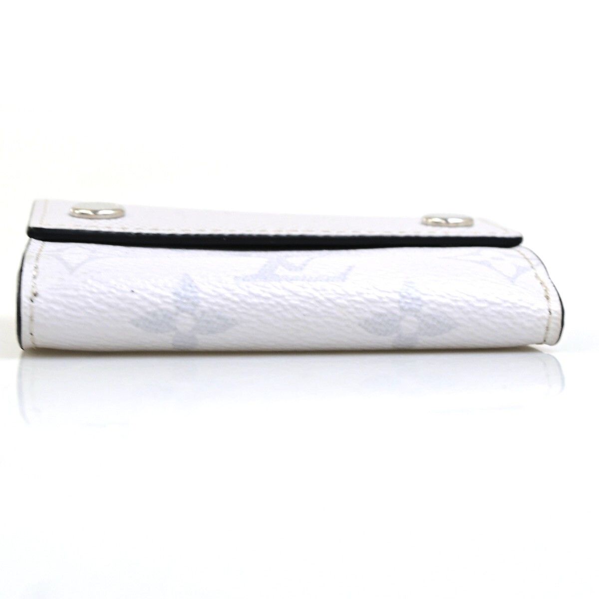 Louis Vuitton Louis Vuitton Discovery Wallet Monogram Taigarama Size ONE SIZE - 9 Thumbnail