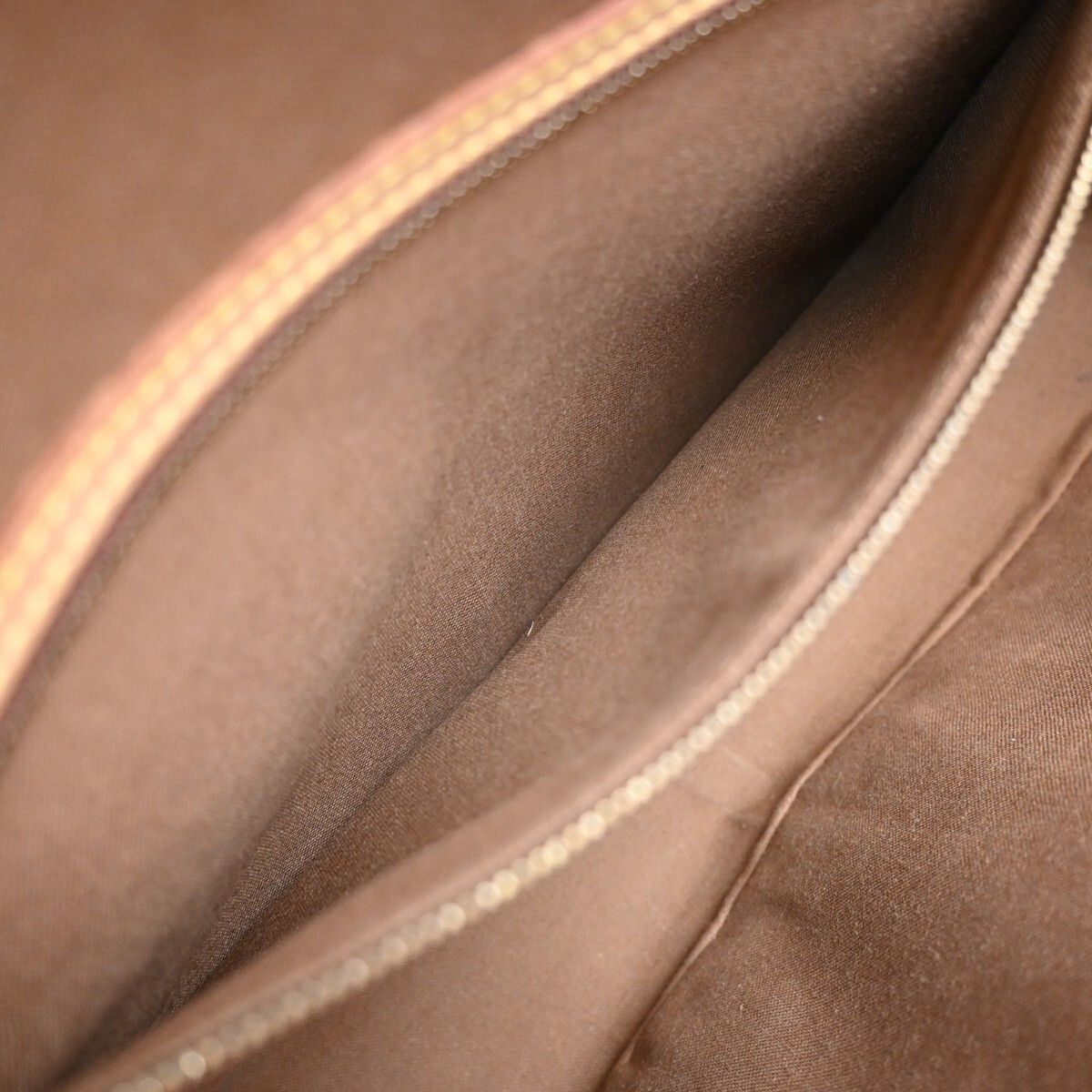 Louis Vuitton Louis Vuitton Sac Gibeciere Messenger Bag Monogram Canvas Size ONE SIZE - 15 Thumbnail